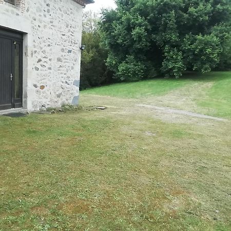 High Mill Lake - Etang De Brigueuil Exterior photo