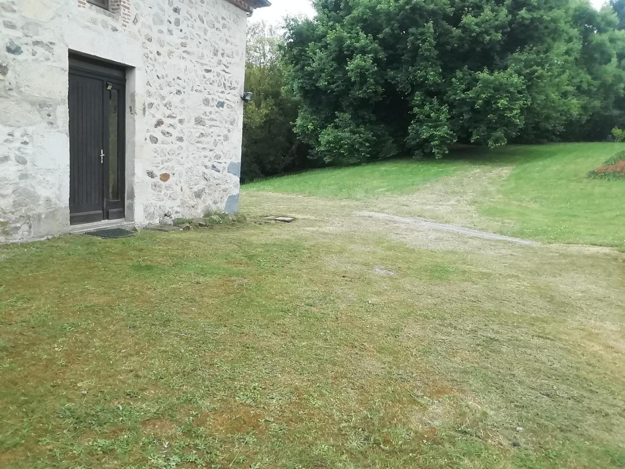 High Mill Lake - Etang De Brigueuil Exterior photo